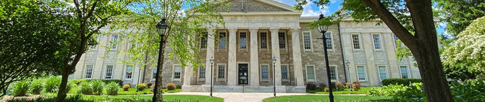 Image of the front of the old courthouse