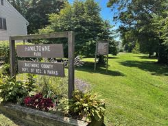 Signboard that reads Hamiltowne Park